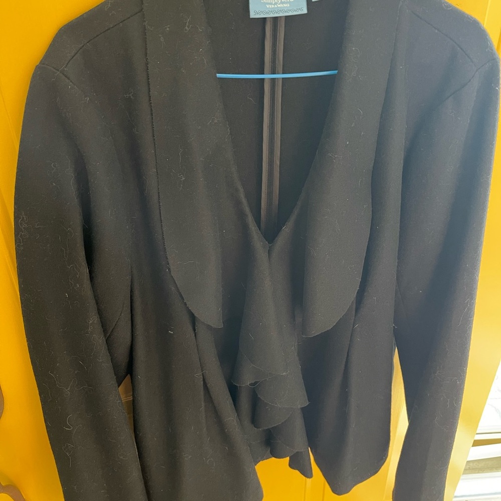 BLACK UNLINED VERA WANG JACKET